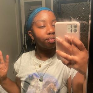 Meet your Posher, Anna